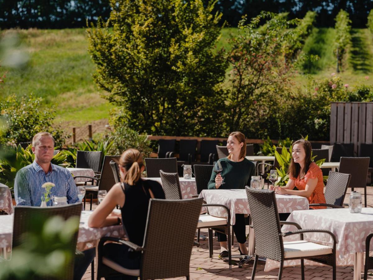 Hotel Neustifter Poysdorf Eksteriør billede